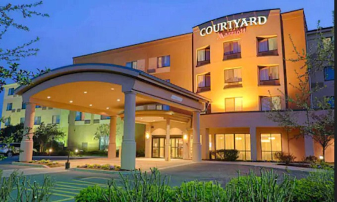 Salisbury Hotel | Comfortable Stay at Courtyard by Marriott Salisbury