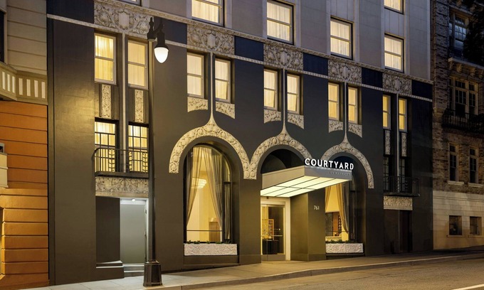 Theater District Hotel | Discover Comfort at Courtyard by Marriott San Francisco