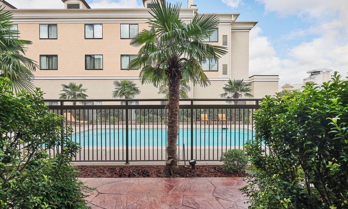 Bossier City Hotel | Relax at Courtyard by Marriott Shreveport-Bossier Boardwalk