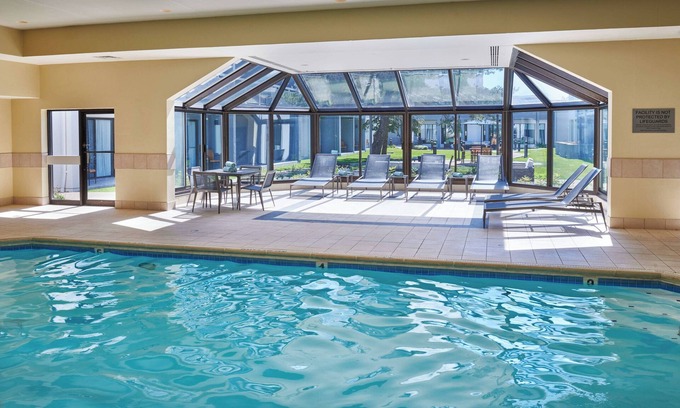 Highland Park Hotel | Top-Rated Courtyard by Marriott Chicago Highland Park/Northbrook