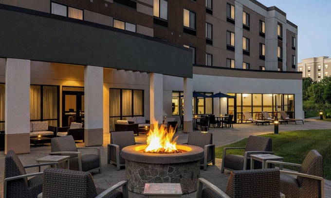 Wilkes-Barre Hotel | Comfortable Courtyard by Marriott Wilkes-Barre Arena Escape