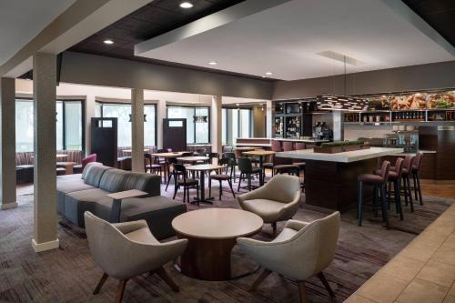 Fremont Hotel | Family-Friendly Retreat at Courtyard Fremont Silicon Valley