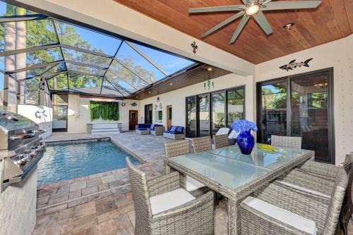 Gillespie Park House | Inviting Courtyard Home with Pool & Spa Near Beach