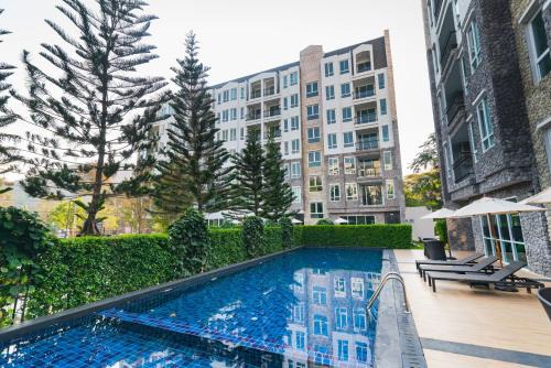Mu Si Apartment | Inviting Courtyard Khaoyai by August: Pool & Ocean Views