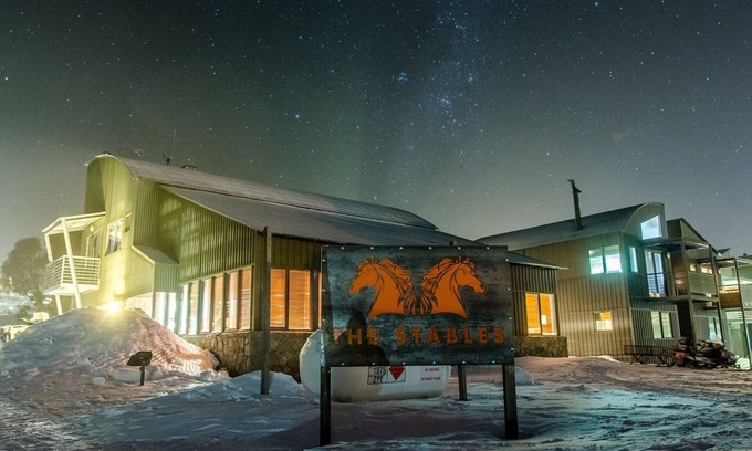 Perisher Valley Apartment | Discover Courtyard Loft 13: Your Ideal Family Retreat