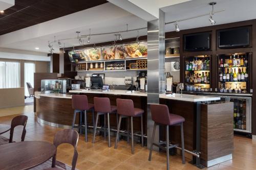 Willow Grove Hotel | Discover the Courtyard Philadelphia Willow Grove Experience