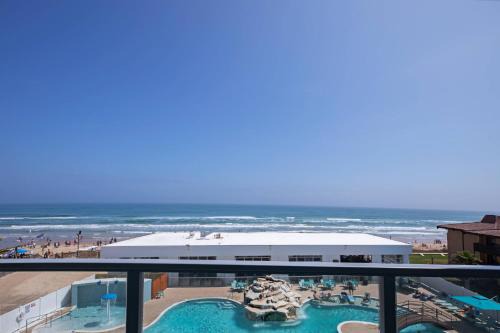 South Padre Island Hotel | Seaside Retreat at Courtyard South Padre Island
