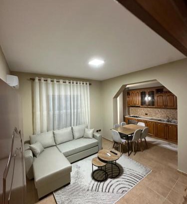 Tirana Villa | Courtyard Villa