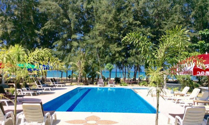 Ko Kho Khao Resort | Relax at Cousin Koh Kho Khao Beach with Oceanfront Bliss