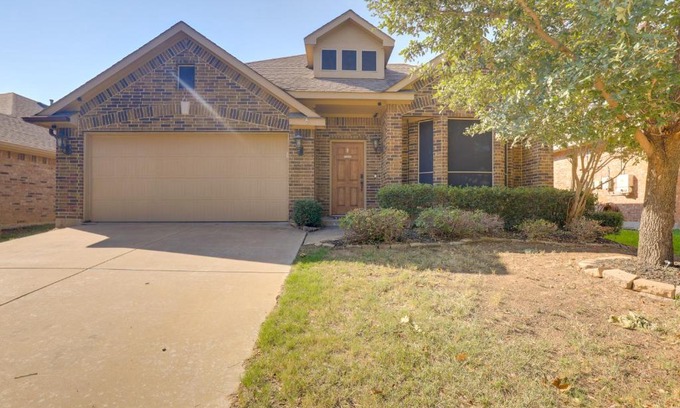 Mansfield House | Cozy Mansfield Retreat with Private Yard and Patio Awaits