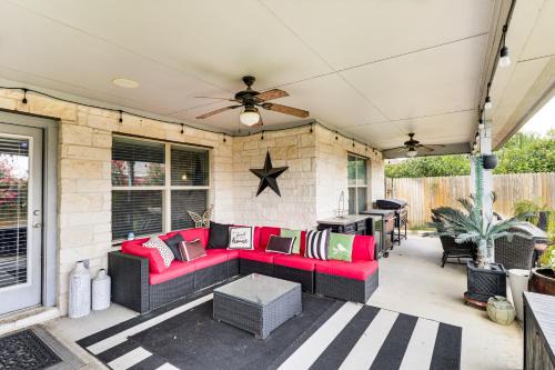 Leander House | Exceptional Leander Getaway with Spa, 11 Mi to Austin