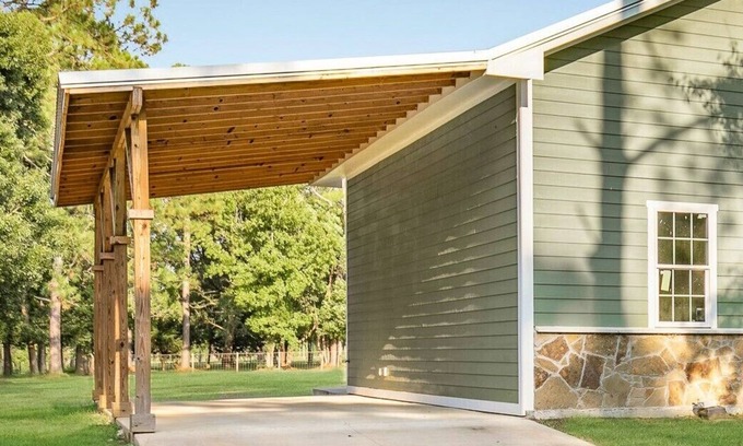 Fairhope RV Rental | Ideal RV Lot on a Private Ranch with Great Amenities!