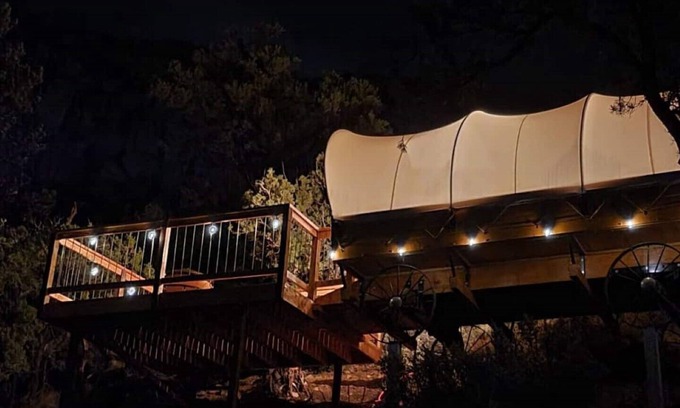 Hildale House | Pet-Friendly Covered Wagon with A/C at Zion View Camping
