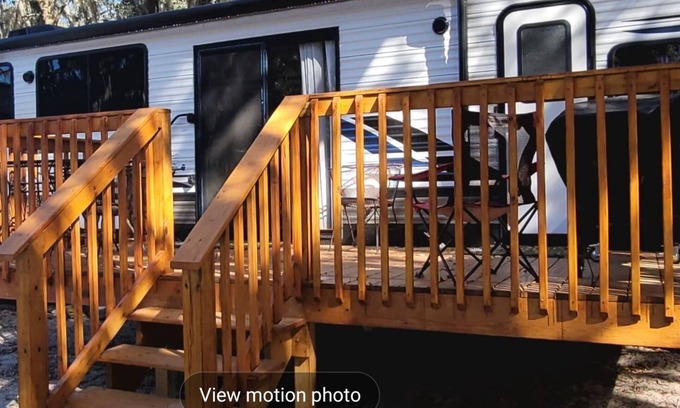 Altoona House | Charming 1 Bedroom RV by Ocala Forest with Kitchen