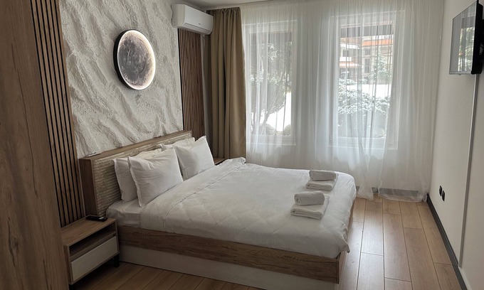 Shiligarnika Apartment | Cozy 1-bedroom apartment in gorgeous Bansko, WiFi, Gondola ski in/out