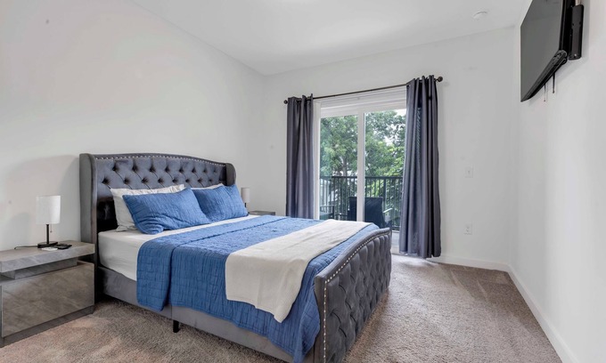 Old Fourth Ward Condo | Cozy 1-bedroom condo with WiFi, AC in pleasant Downtown Atlanta