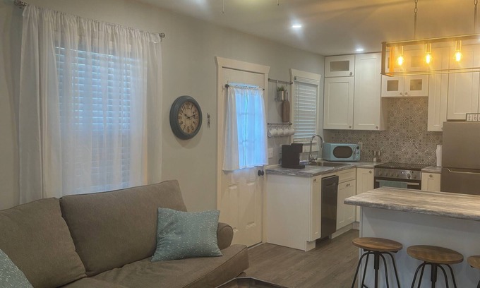Millington House | “Cozy 1-Bedroom Duplex with Modern Charm in Millington, TN – Fully Equipped!”
