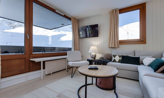 Val Claret Apartment | Perfect Retreat: 1-Bedroom Apartment for 4 in Tignes