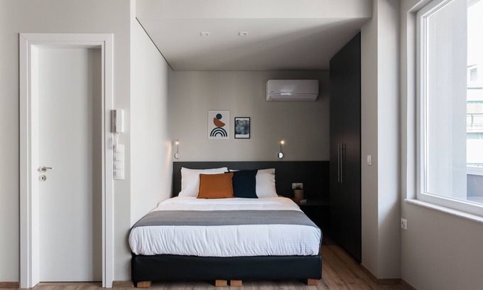 Kinosargous Apartment | Inviting 1BR Apartment at WYZ Athens with Spa & Breakfast