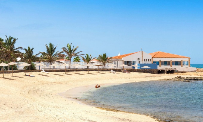 Murdeira Apartment | Cozy 2-BDR Apartment Near Murdeira Beach – LCGR