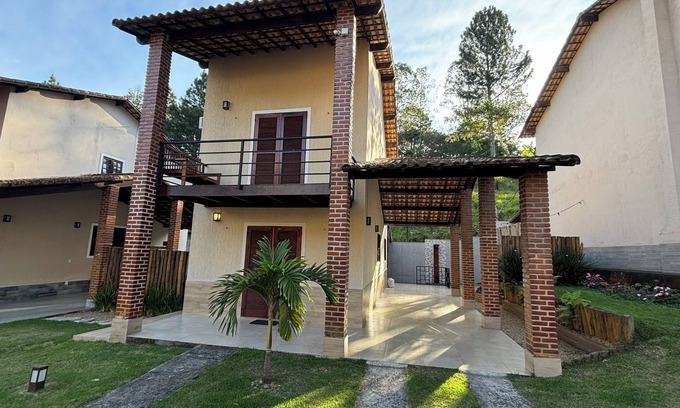 Itatiaia Ski Chalet | Cozy 2-bedroom chalet in wonderful Vila Benfica Itatiaia with AC, WiFi