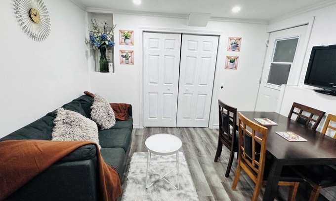 Terra Nova Apartment | Cozy 2 Bedroom Apartment near St.John's airport with lockbox key Entrance.