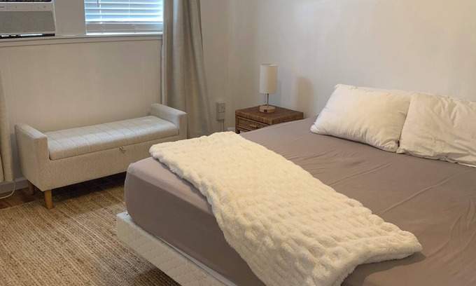 Hilo Condo | Cozy 2-bedroom condo in charming Hilo with WiFi, AC