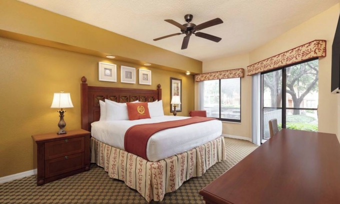 Florida Central Atlantic Coast Resort | Cozy 2-bedroom resort and water park in Orlando