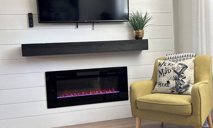 Cedarbrae House | Pet-Friendly 2 Bedroom Suite with Laundry & Breakfast