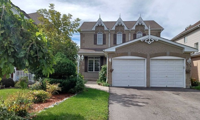 Durham Region House | Cozy 2 Bedroom suite in the best area of Oshawa