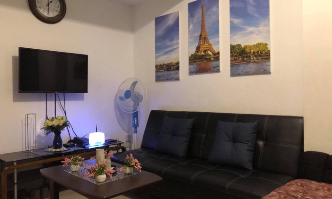 Taguig Hotel | Inviting 2 Bedrooms at Azure with Pool and Beach Access