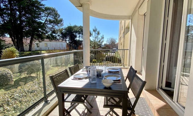 Bretignolles-sur-Mer Apartment | Cozy 1-Bedroom Apartment in Bretignolles-sur-Mer