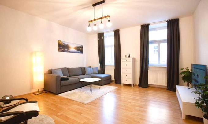 Wahring Apartment | Charming 2-Room Apartment - Experience Vienna's Summer Vibes