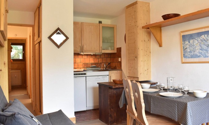 Meribel Apartment | Cozy 1-Bedroom Apartment in Méribel for Your Getaway