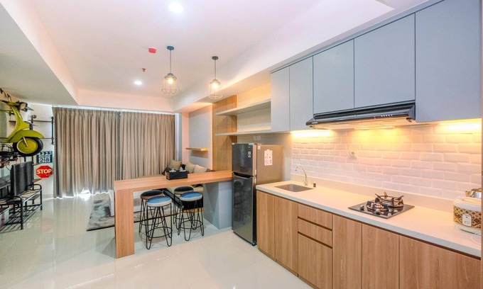 Mampang Prapatan Apartment | Budget-Friendly 2BR Apartment at Nine Residence with Views