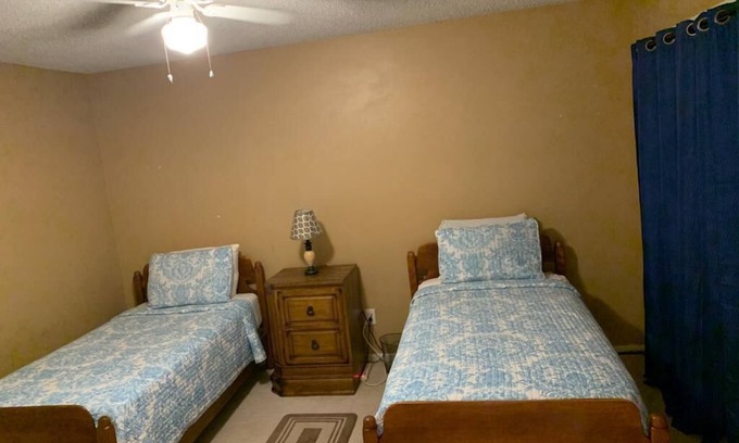 Stone Mountain House | Charming 2BR Villa Near Stone Mountain Park & Atlanta