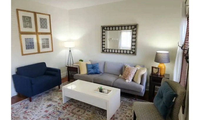 Old North Columbus House | Inviting 2BR Getaway with Firepit Near OSU & Hospital