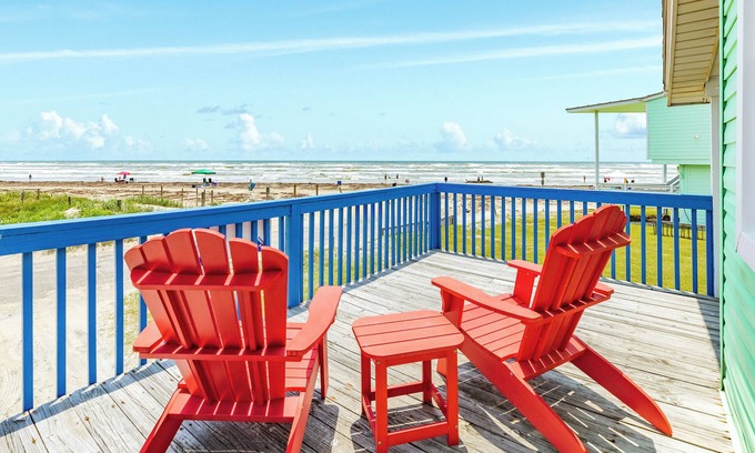 Galveston House | Inviting 2nd Row Home with Gulf Views & Pet-Friendly Perks