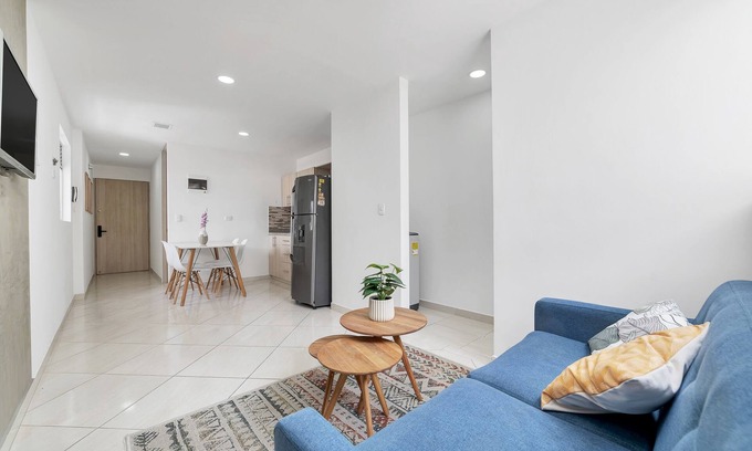 Sabaneta Apartment | Inviting 3-Bedroom Apartment in Prime Location for Families