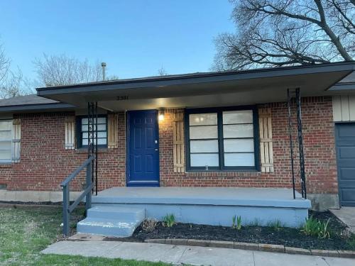 Lawton House | Pet-Friendly 3 Bedroom Home Steps from Fort Sill