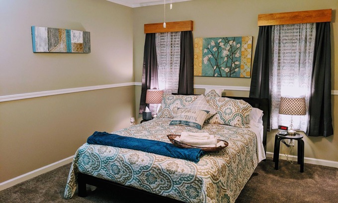 Stone Mountain House | Welcoming 3 Bedroom Home in Stone Mountain with Pool