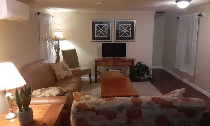 Ferrisburg House | Cozy 3 bedroom home in rural Vermont