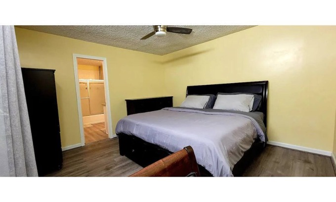 Barker House | Inviting 3-Bedroom Home with Child-Friendly Amenities