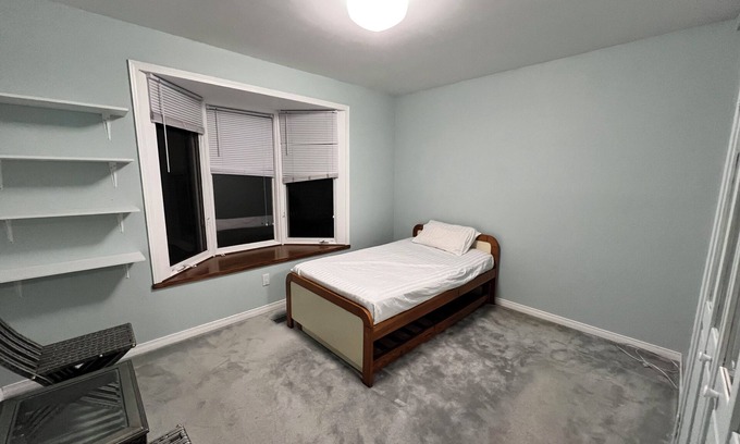 Watertown House | Cozy 3-Bedroom Retreat | Comfortable Stay with Modern Amenities