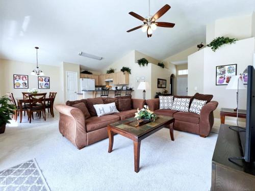 West Haven House | Inviting 3 BR Villa with Splash Pool - Perfect for Families