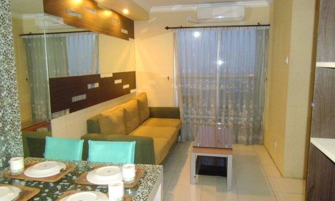 Panunggangan Utara Apartment | Charming 3BR Apartment in Tangerang Center with Pool