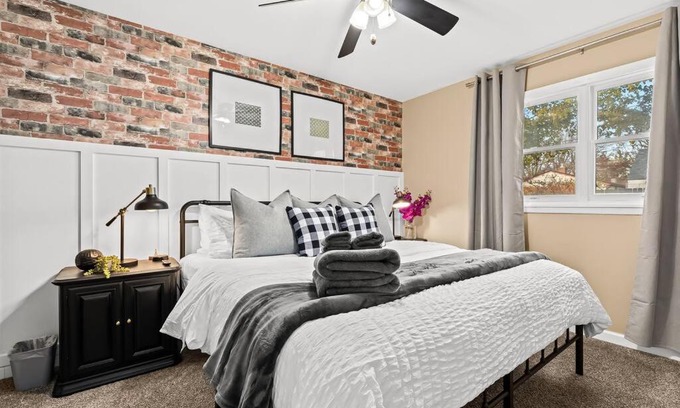 Hazel Park Apartment | Inviting 3BR Home in Family-Friendly Hazel Park