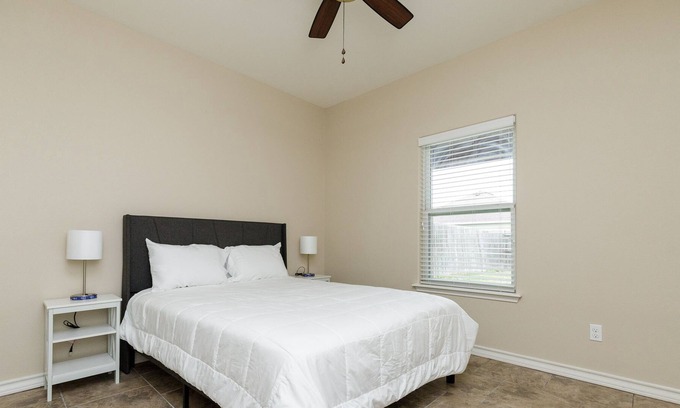South Side House | Ideal 3BR Home, Steps from the Beach with Fast WiFi!