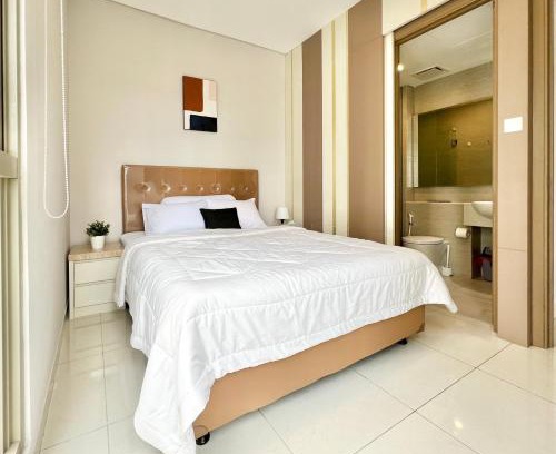 Jakarta Apartment | Inviting 3BR Suite at TA Residence with Ocean Views