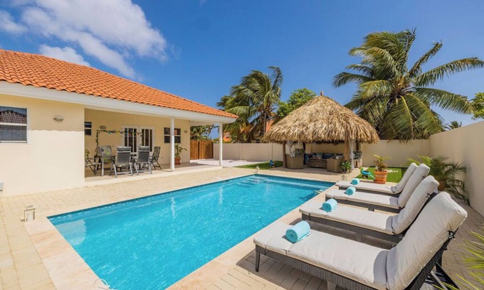 Sabana Liber Villapark Villa | Inviting 3BR Retreat with Private Pool and Prime Location